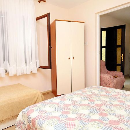 Apartments By The Sea Brgulje, Molat - 6241 Habitación foto